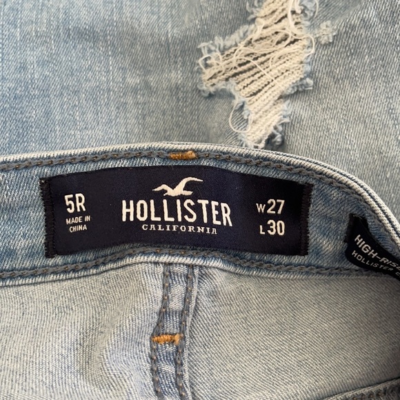 Hollister Distressed Jeans - Picture 13 of 14